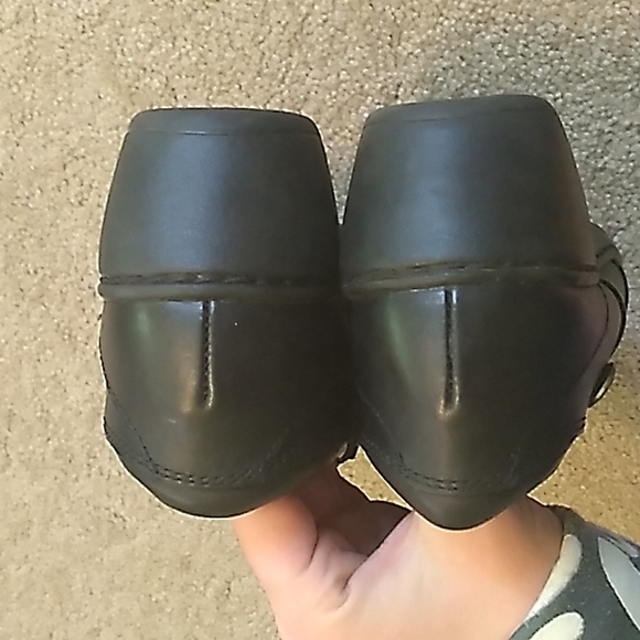 Women's Black Clarks Shoes, Size 6.5 - Picture 5 of 7